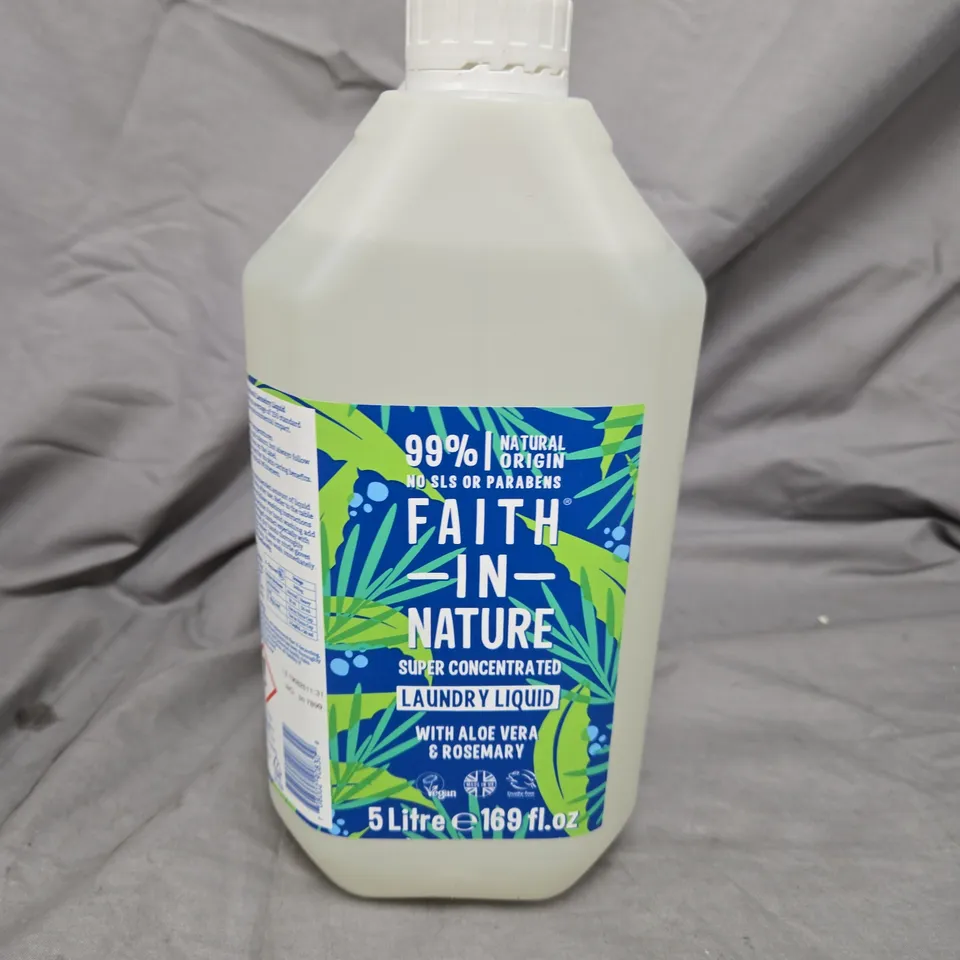 FAITH IN NATURE SUPER CONCENTRATED LAUNDRY LIQUID - ALOE VERA & ROSEMARY - 5L