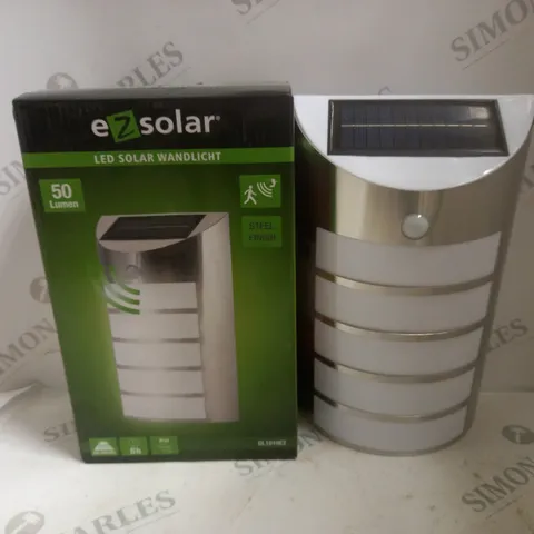 BOXED EZ SOLAR LED WALL LIGHT