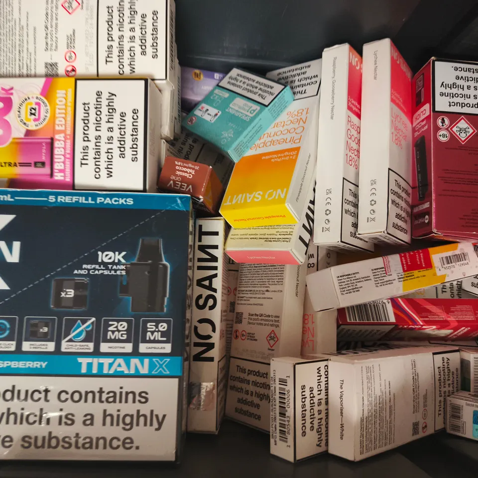 APPROXIAMTELY 20 ASSORTED VAPING PRODUCTS - COLLECTION ONLY