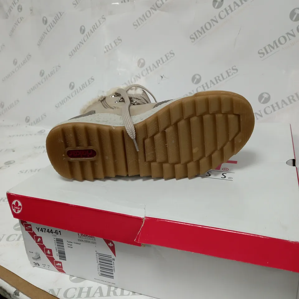 BOXED PAIR OF RIEKER BOOTS SIZE EUR 39