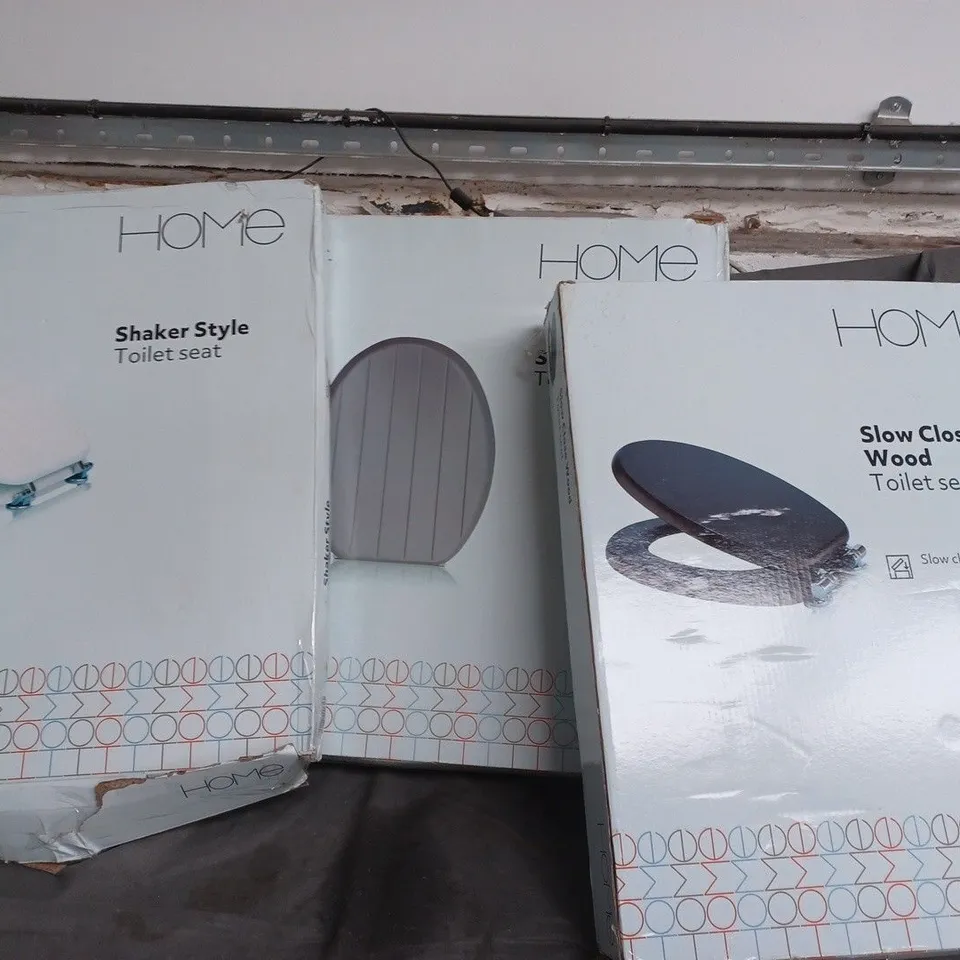 3 X ASSORTED TOILET SEAT