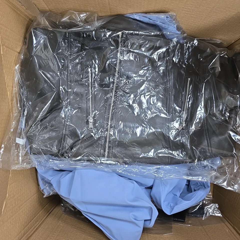 APPROXIMATELY 10 ASSORTED WOMENS CLOTHING PRODUCTS 