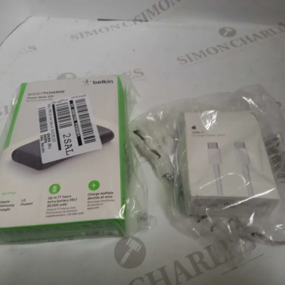 BELKIN BOOSTCHARGE POWERBANK AND APPLE USB-C CHARGE CABLE