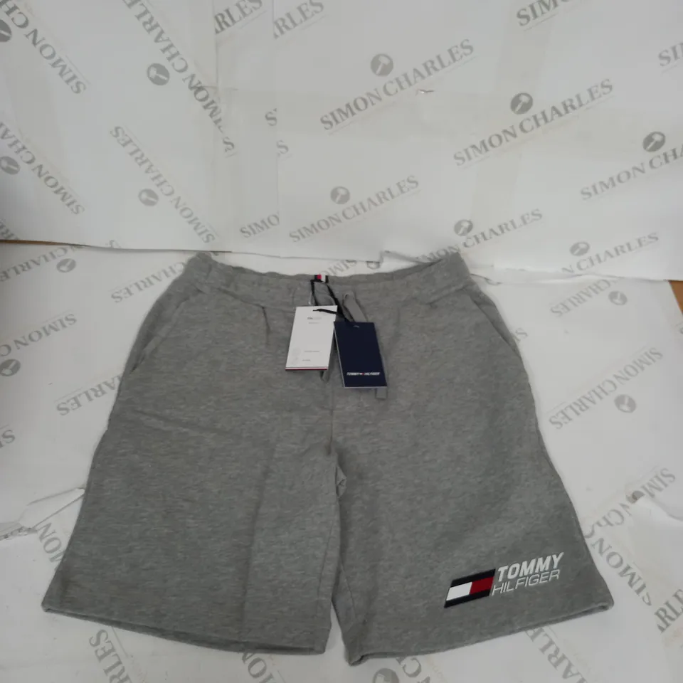 TOMMY HILFIGER SWEATSHORTS SIZE S