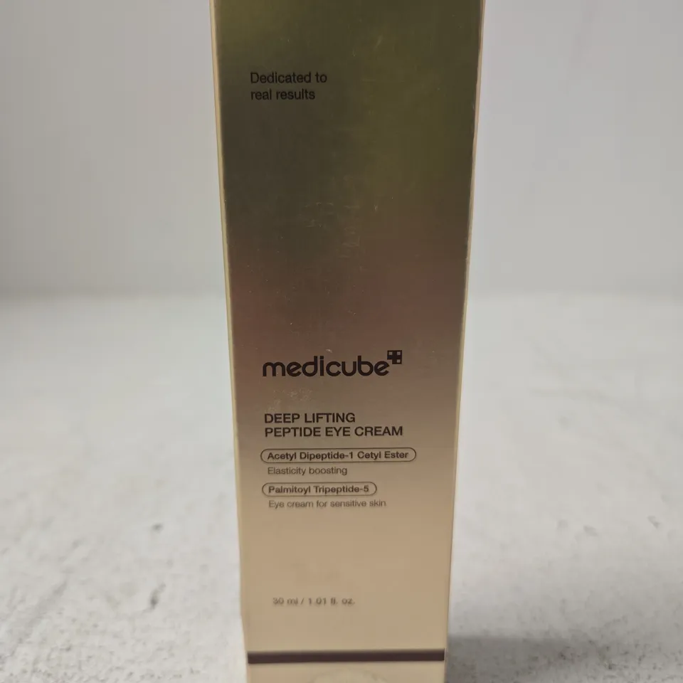 MEDICUBE DEEP LIFTING PEPTIDE EYE CREAM – 50 ML