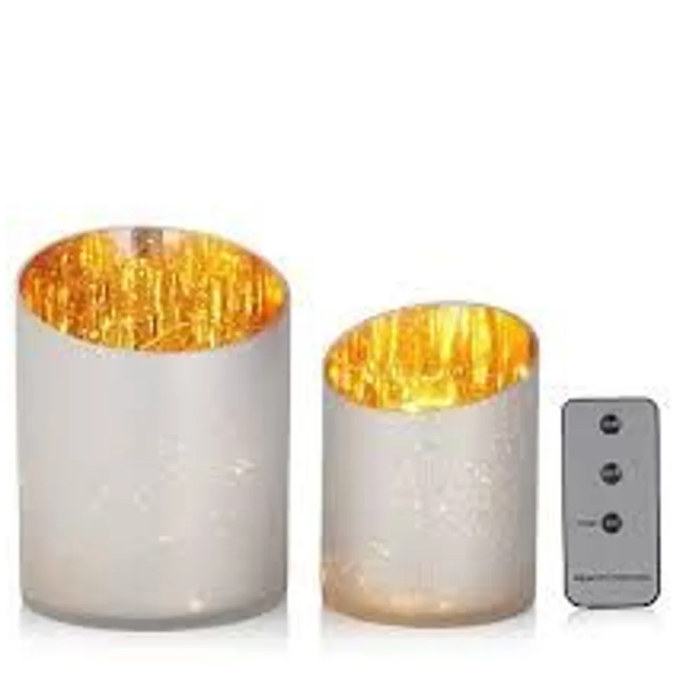 BUNDLEBERRY BY AMANDA HOLDEN SET OF 2 GLASS HURRICANES