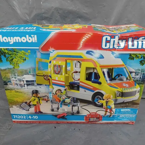 BOXED PLAYMOBIL CITY LIFE SET - 71202