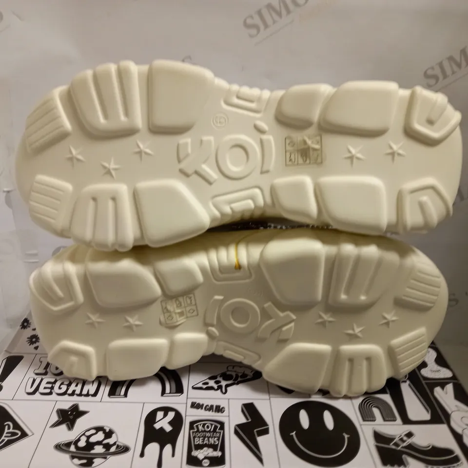 KOI VEGAN JINX WHITE MYSTIC CHARM TRAINERS - SIZE 6