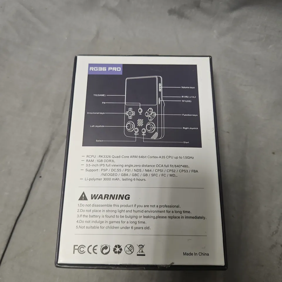 RG36 PRO HANDHELD GAME CONSOLE – BOXED