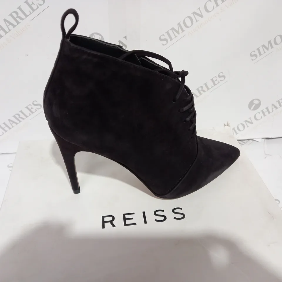 BOXED REISS SUEDE CHOCOLATE BOOT HEELS - SIZE 6