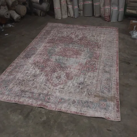 QUALITY DESIGNER PATTERNED RUG - APPROXIMATELY 286 x 200cm