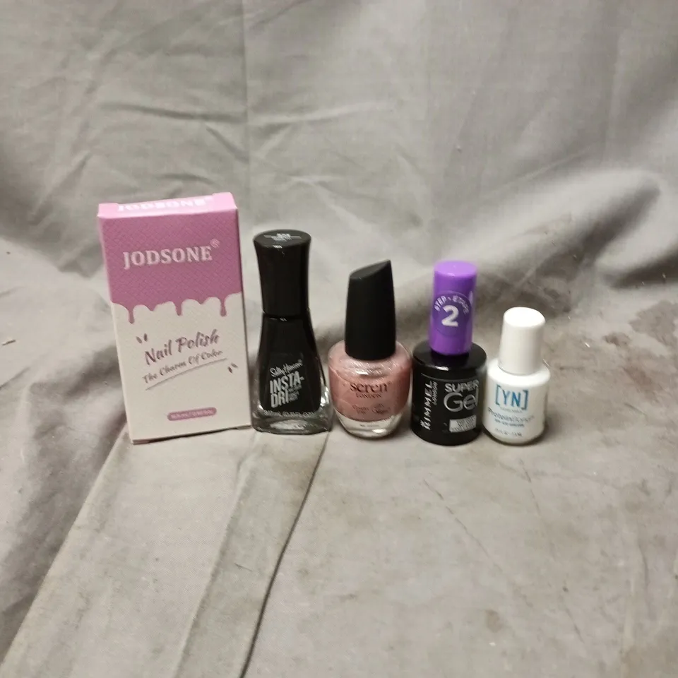 APPROXIMATELY 20 BOTTLES OF NAIL VARNISH TO INCLUDE JODSONE, SEREN AND SALLY HANSEN