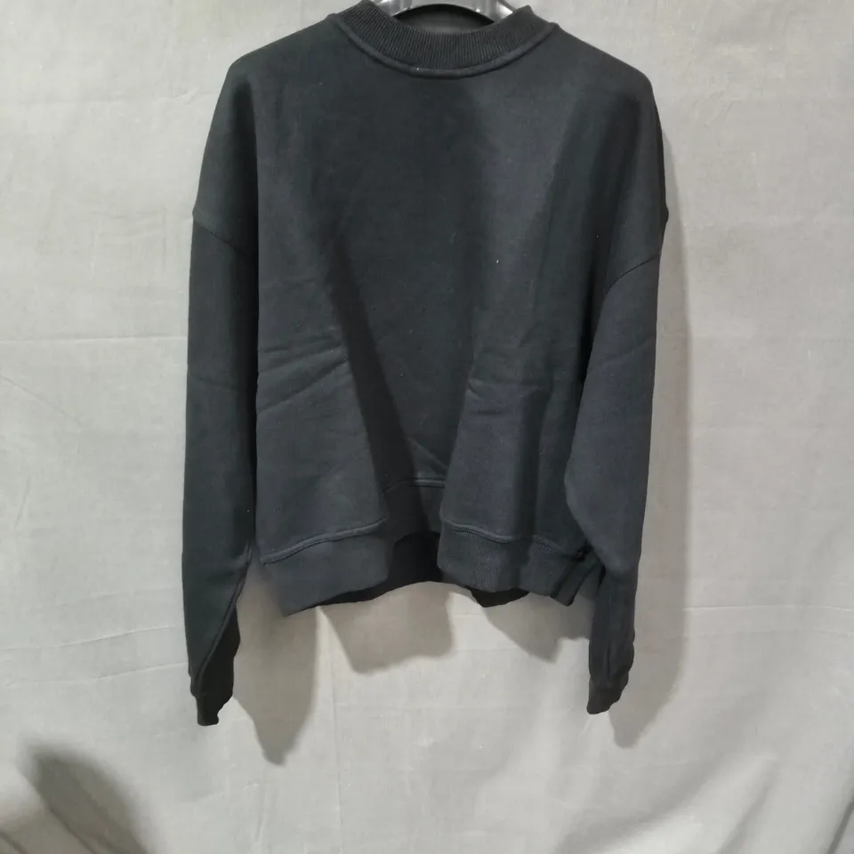 DESTRUCTIVE CROPPED SWEATSHIRT – BLACK, XS