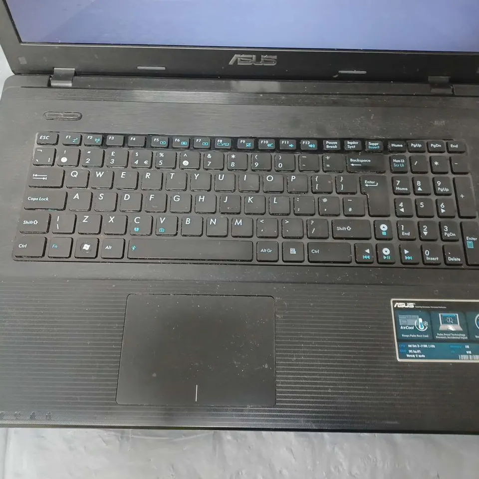 ASUS X75A 17 INCH I3-3110M 2.40GHZ