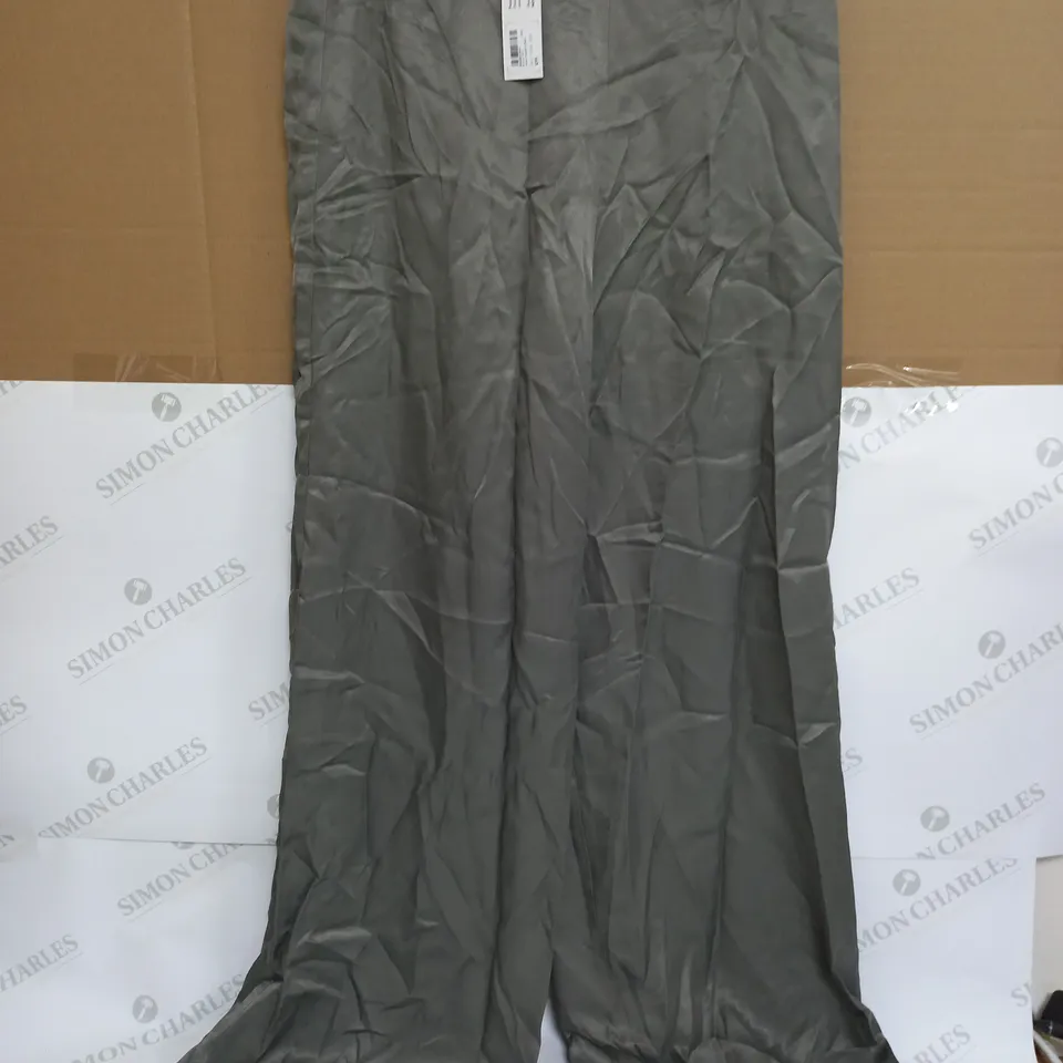NOBODYS CHILD AZORA TROUSERS IN SATIN - UK 12