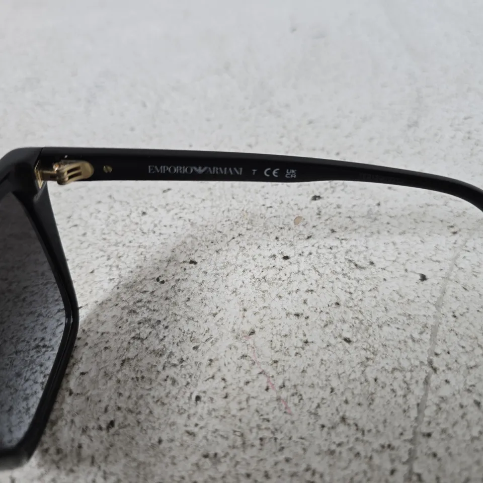 EMPORIO ARMANI CLASSIC SQUARE SUNGLASSES BLACK IN CASE