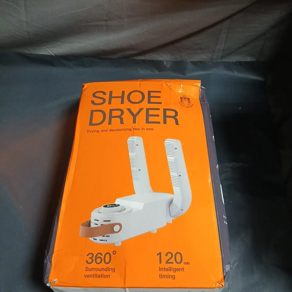 BOX OF APPROXIMATELY 12 ASSORTED ELECTRICAL ITEMS INCLUDING INFRARED FOOT MASSAGER , HANDY HEATER AND SHOE DRYER 