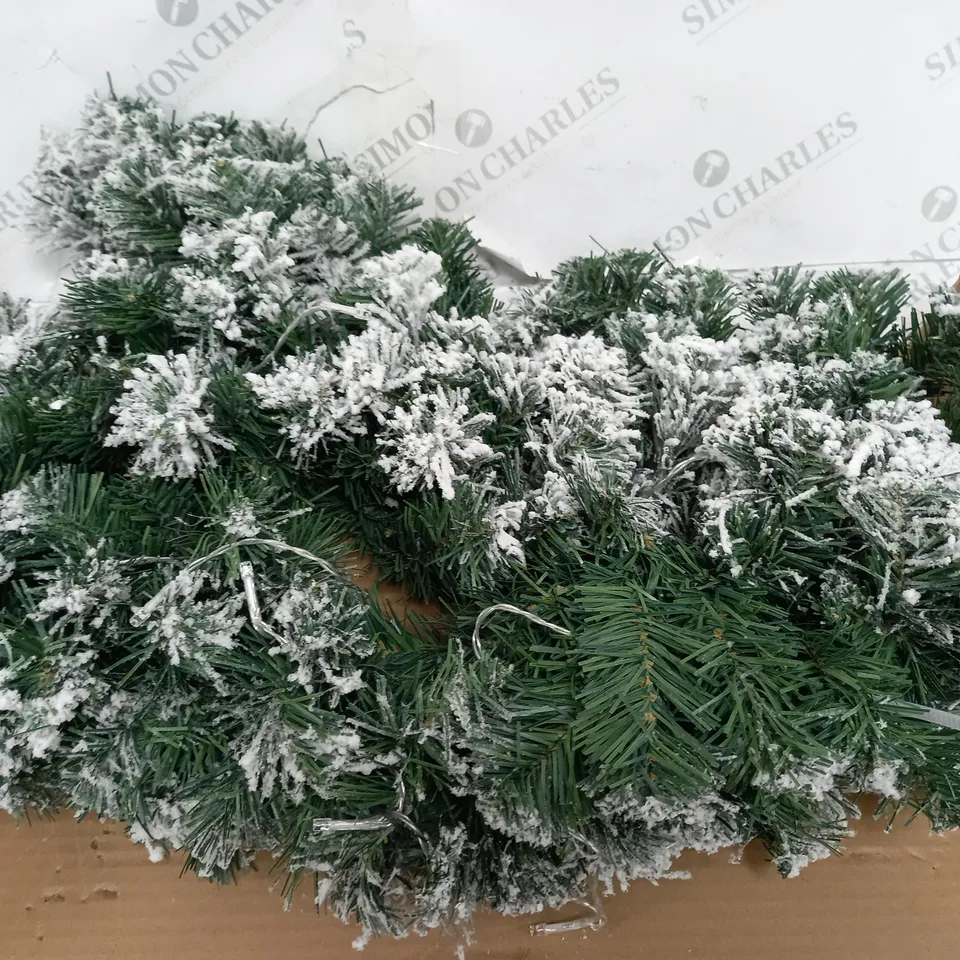 BOXED 6FT PRE LIT EMPEROR FLOCKED GARLAND RRP £44.99