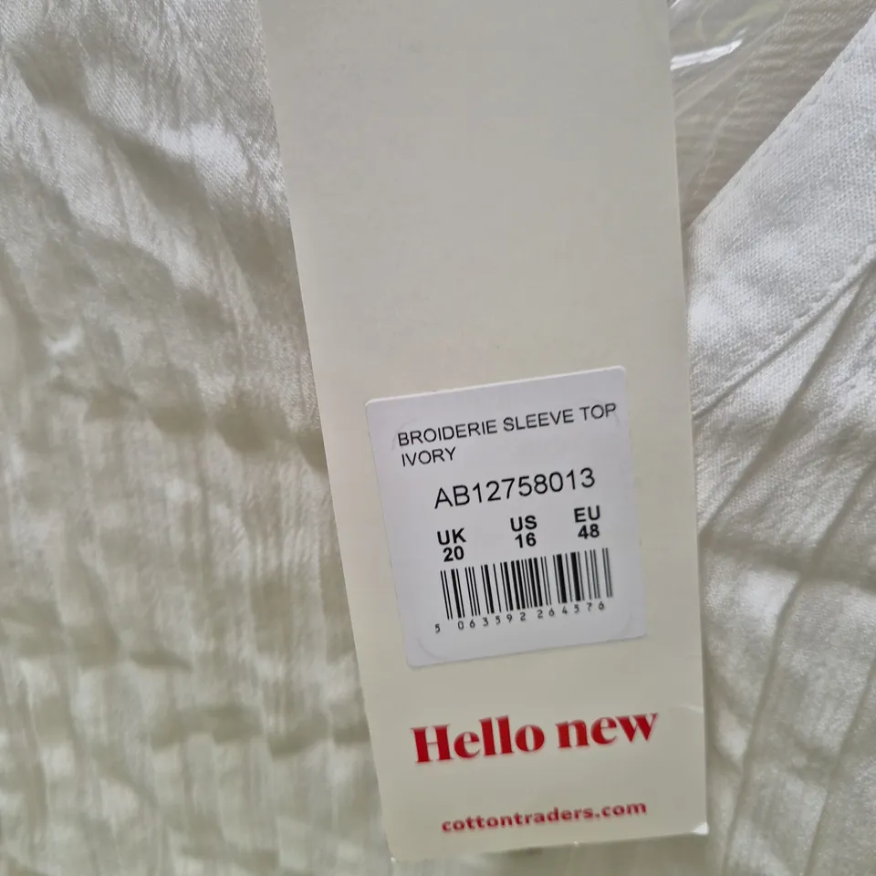 COTTON TRADERS BRODERIE SLEEVE TOP – IVORY, UK 20 (US 16, EU 48)