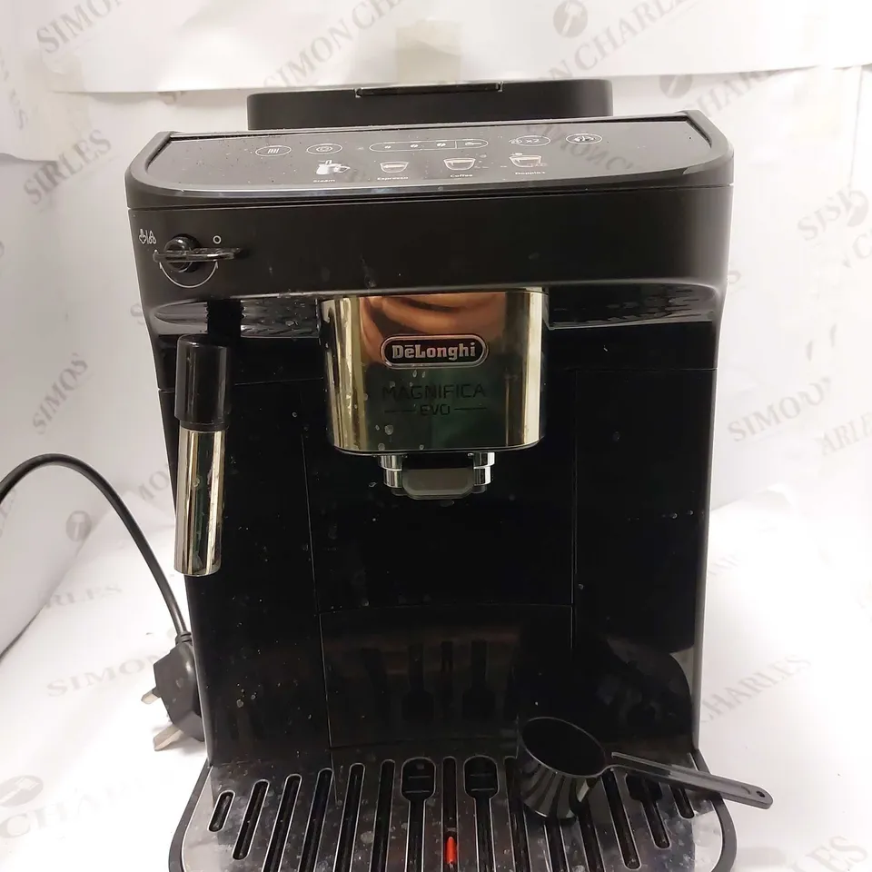 DELONGHI MAGNIFICA EVO COFFEE MACHINE WITH MILK FROTHER 