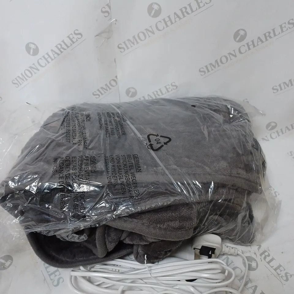  BOXED COZEE HOME HEATED BLANKET IN CHARCOAL 