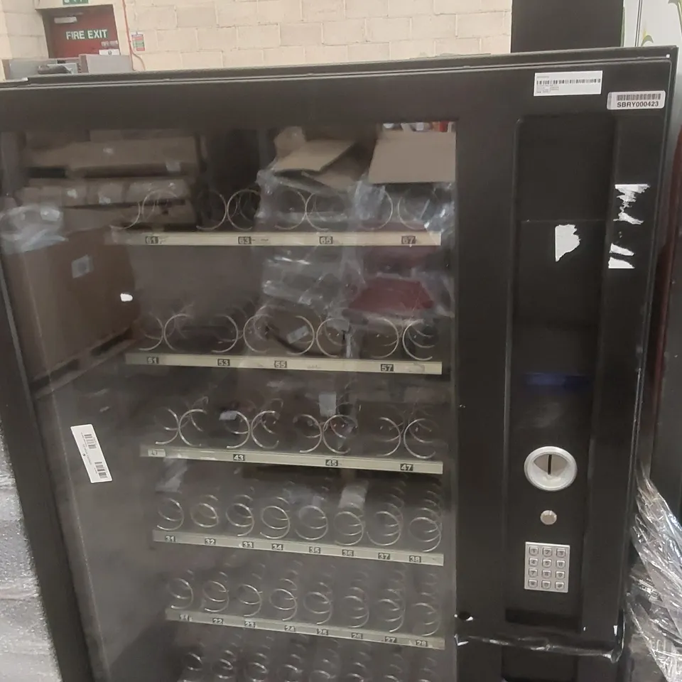 VENDO SANDEN VENDING MACHINE