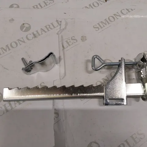 BOXED MIKYTOPER PARASOL CLAMP // CLAMPING RANGE: 0 - 20CM (1 BOX)