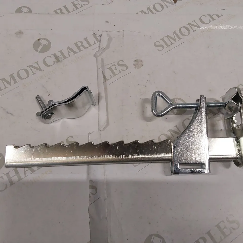 BOXED MIKYTOPER PARASOL CLAMP // CLAMPING RANGE: 0 - 20CM (1 BOX)