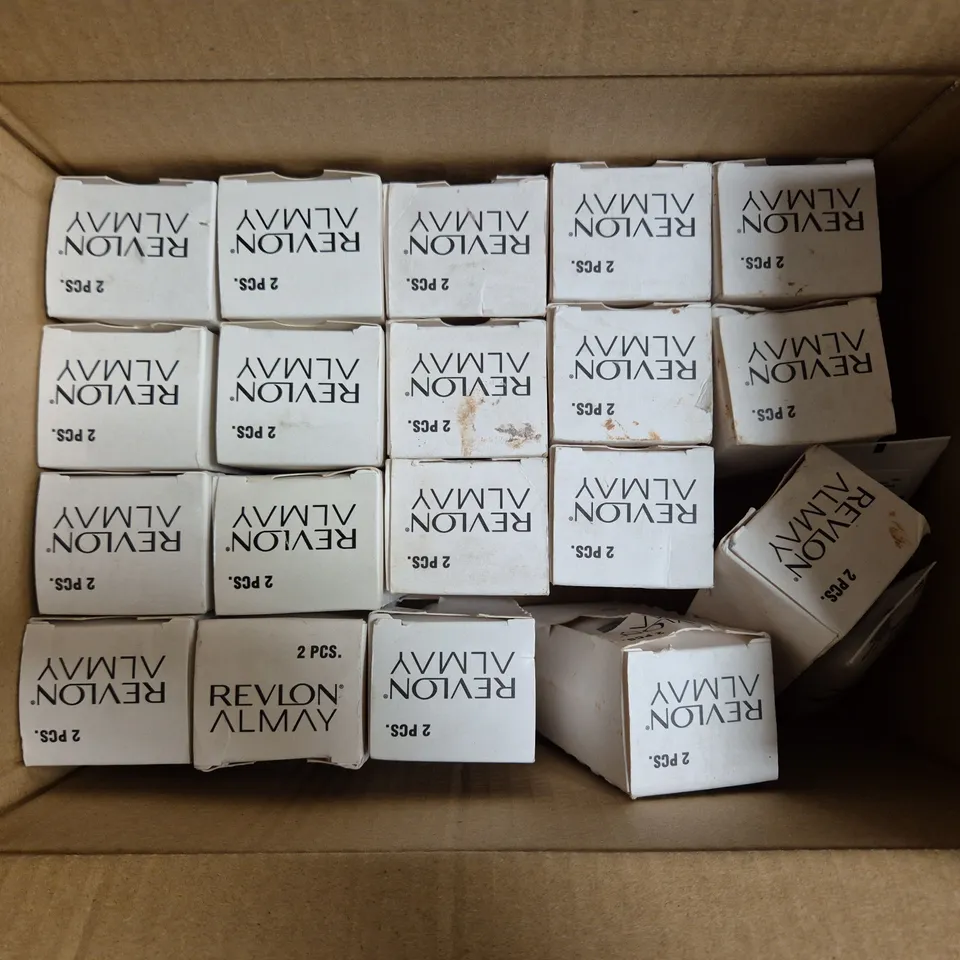 APPROXIMATELY 30 REVLON ALMAY DEEP LIKE ME SMART SHADE SKINTONE MATCHING MAKE UP - SHADE 500 - 30ML