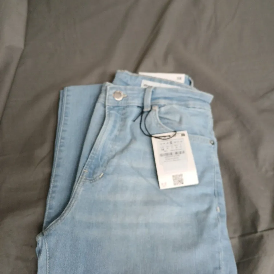 BERSHKA FLARE TALL JEANS – UK 10 (EU 38)