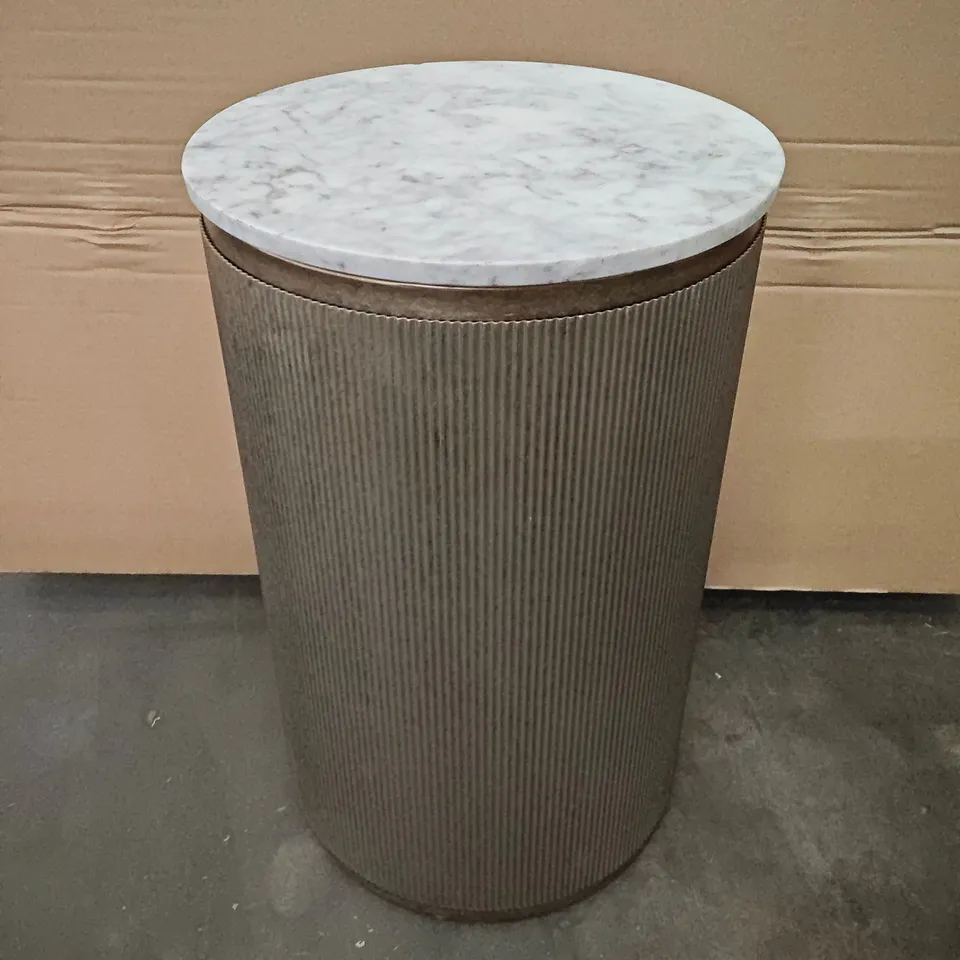 MARBLE EFFECT TOPPED CIRCULAR SIDE TABLE