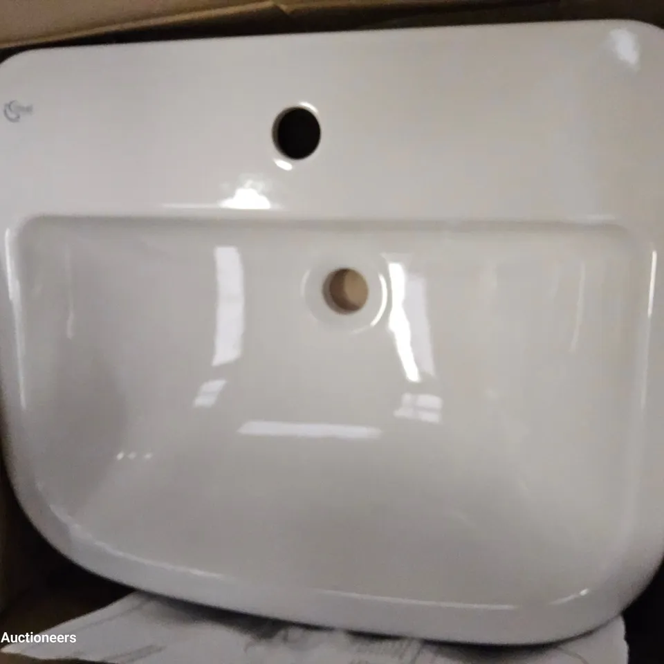 BOXED NIRA 80cm BASIN