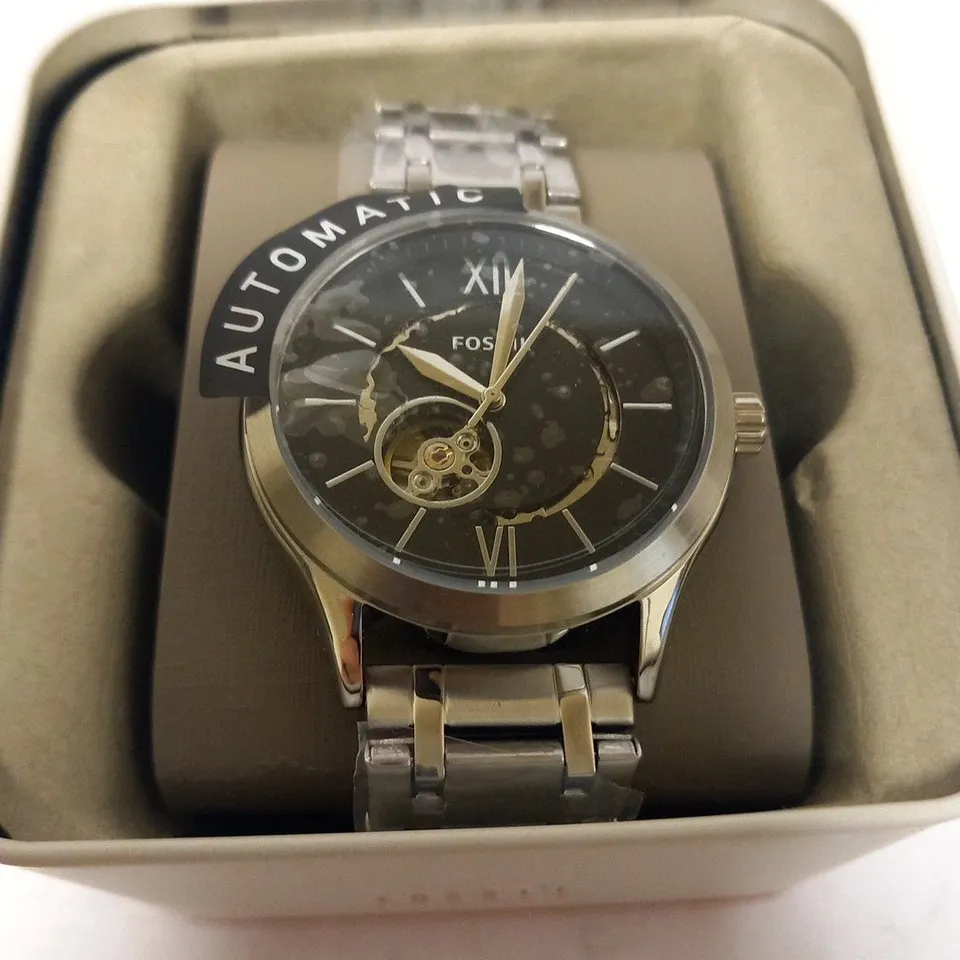 BOXED FOSSIL WRIST WATCH