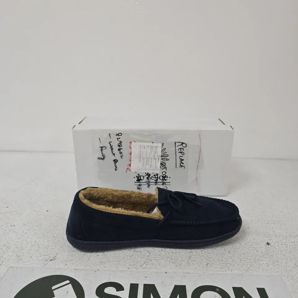 UK SIZE 10 JO & JOE MALCOLM NAVY MOCCASIN SLIPPERS