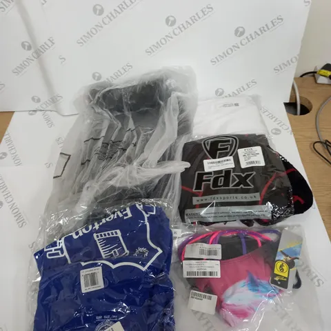 BOX OF APPROX. 50 ASSORTED CLOTHING VARYING IN SIZE/COLOUR/STYLE TO INCLUDE: TOPS, TROUSERS, JUMPERS