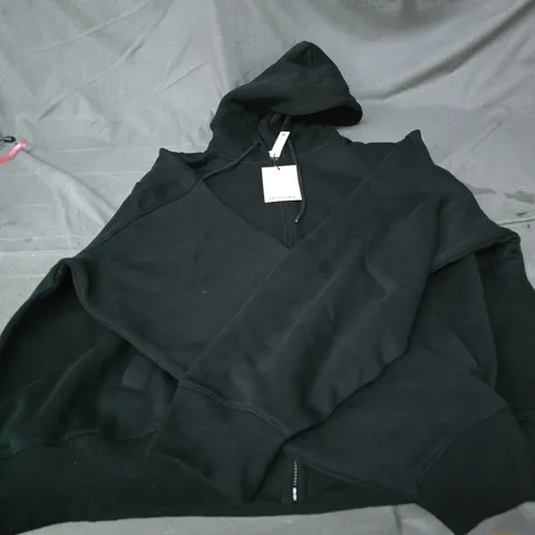 BERSHKA BLACK ZIP HOODIE – MEN'S UK XL (EU 42)