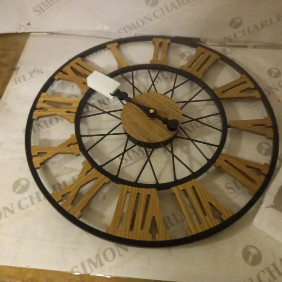 40CM WOOD DESIGN CLOCK