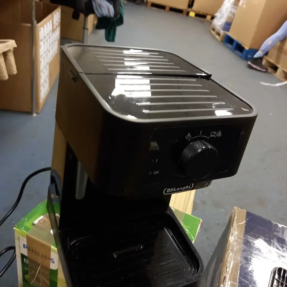 DE'LONGHI STILOSA EC230.BK, TRADITIONAL BARISTA PUMP ESPRESSO MACHINE