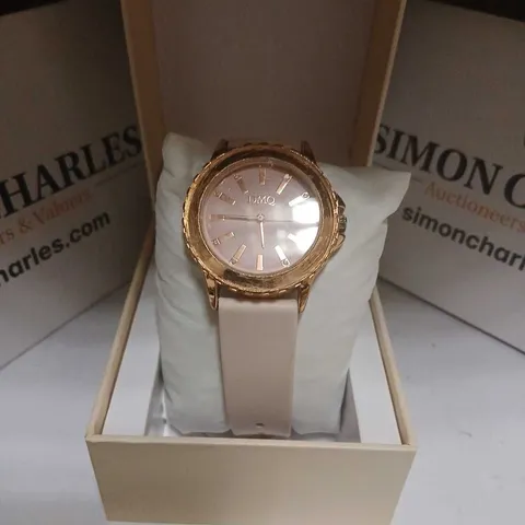 DIAMONIQUE SILICONE STRAP WATCH 