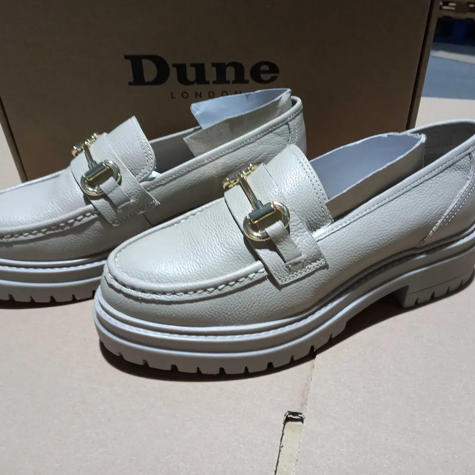 BOXED PAIR OF DUNE LONDON TRIM LOAFERS IN CREAM SIZE 3