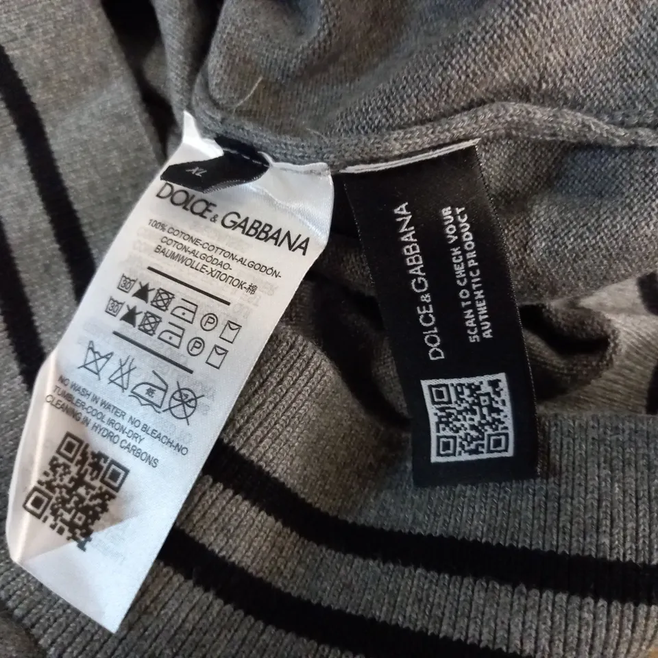 DOLCE & GABBANA GREY JUMPER - XL