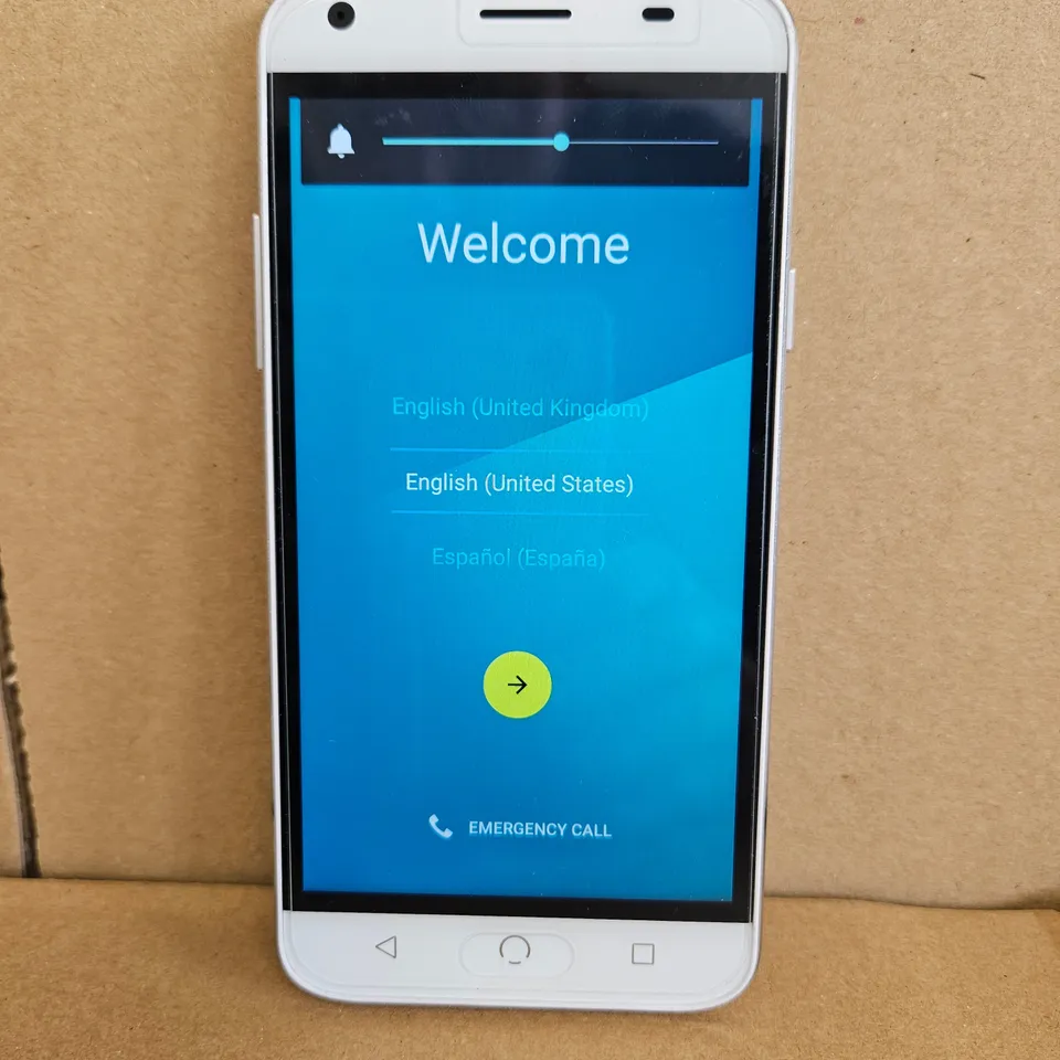 NUU SMART PHONE 
