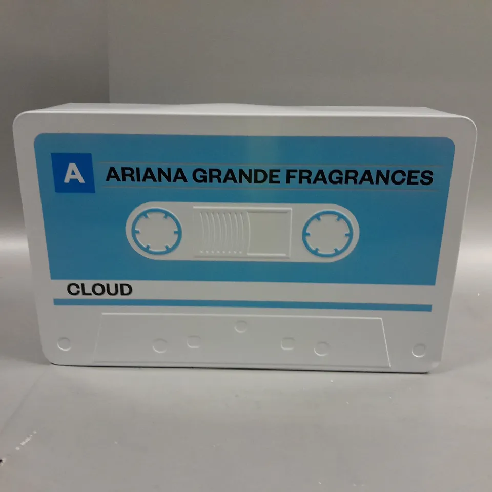 BOXED ARIANA GRANDE - CLOUD EAU DE TOILETTE GIFT SET