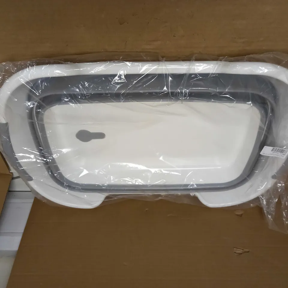 DESIGNER STYLE FOLDABLE CHILDRENS/PETS BATH BASIN