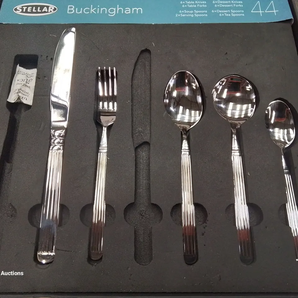 STELLAR BUCKINGHAM MIRROR POLISHED 44-PIECE CUTLERY SET