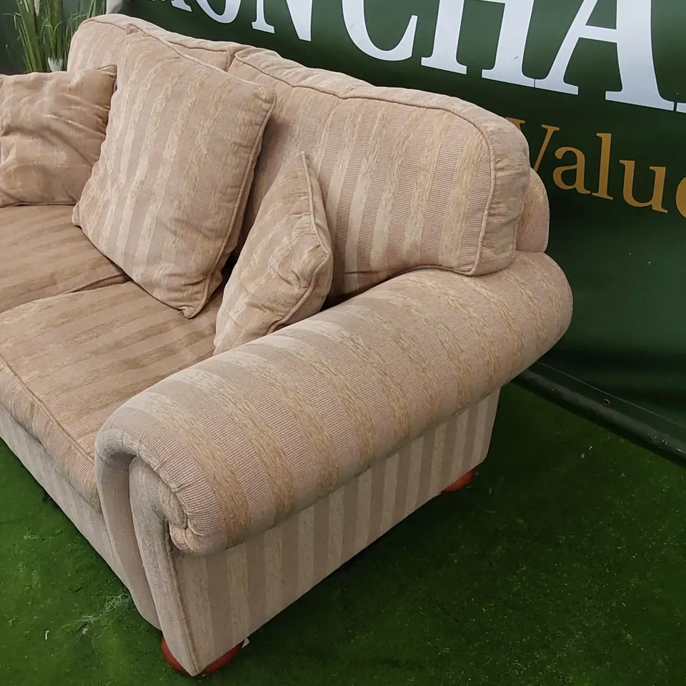 DESIGNER 2-SEATER FABRIC UPHOLSTERED SOFA