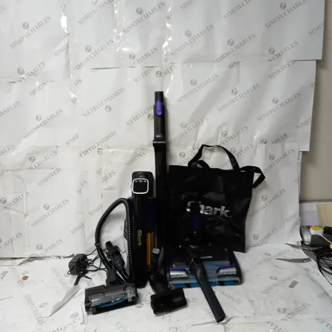 BOXED SHARK COMPLETE HOME CORDLESS STICK VACUUM