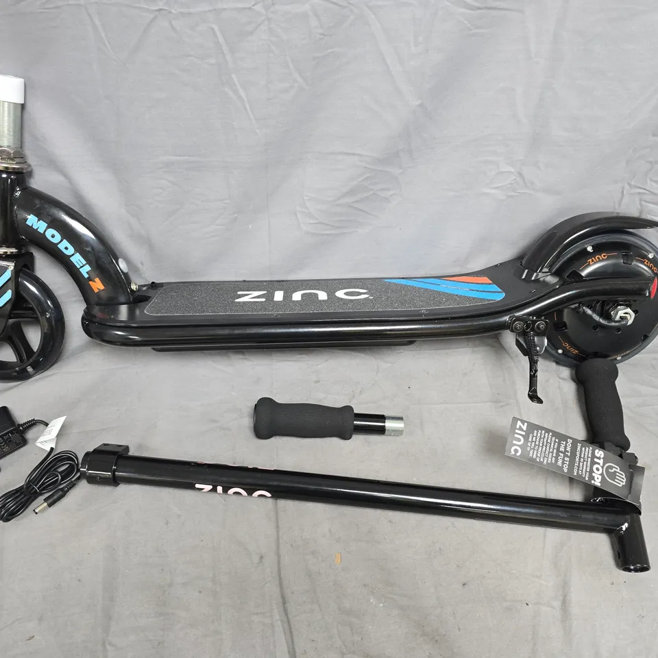 BOXED ZINC MODEL Z KIDS' ELECTRIC SCOOTER
