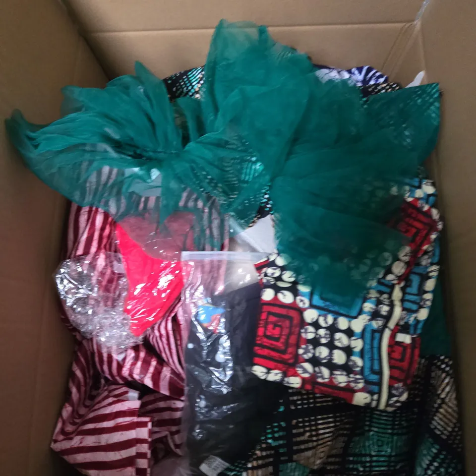 LARGE BOX OF ASSORTED CLOTHING ITEMS IN VARIOUS SIZES, STYLES AND COLOUR 