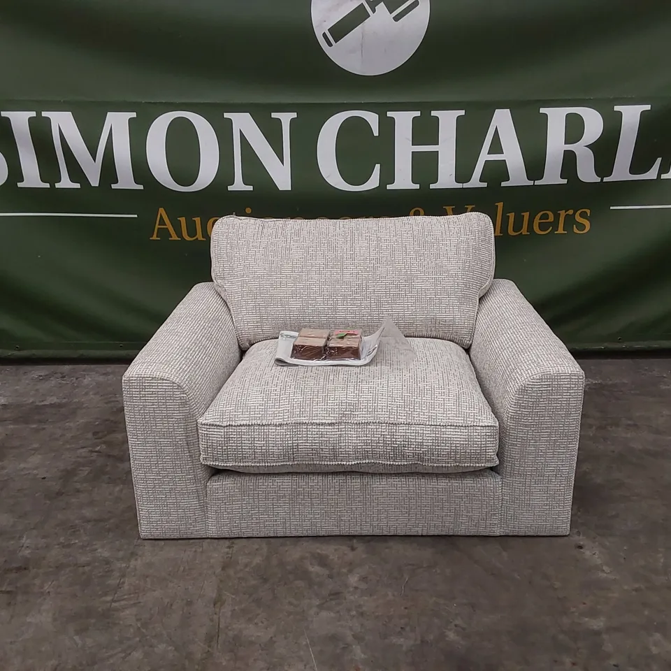ARLO SNUGGLE CHAIR RRP £899